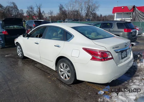 2013 Nissan Altima 2.5 S из США, поврежденный, VIN 1N4AL3AP3DC918750